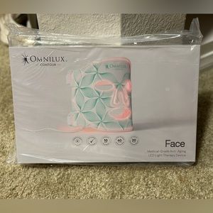 Omnilux Contour Mask